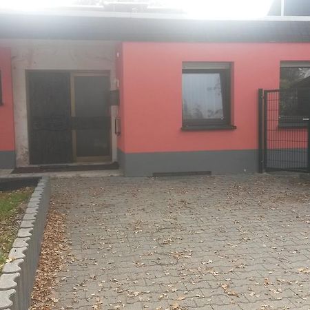 Gastezimmer Kelsterbach Bilik gambar